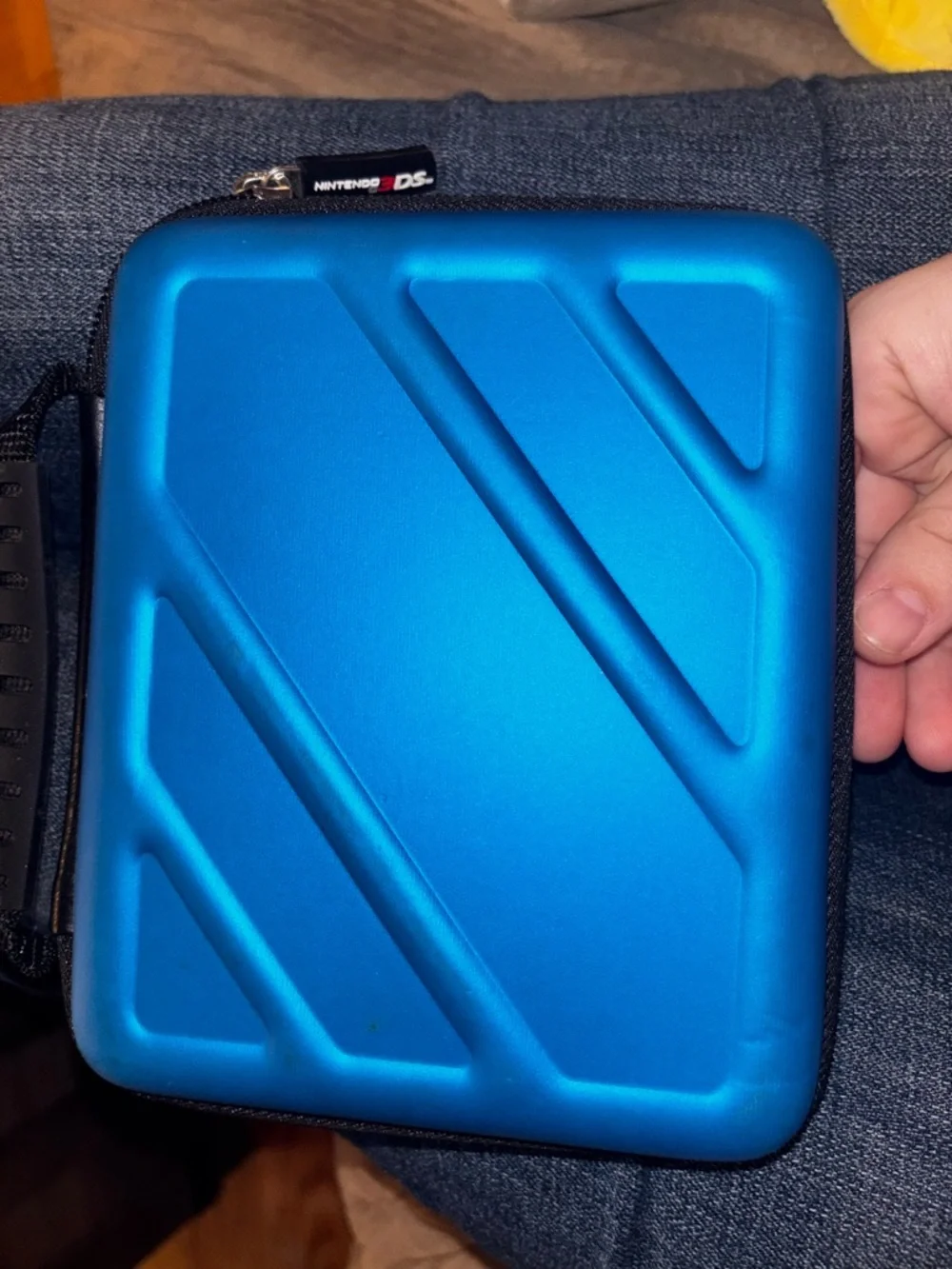 Nintendo finish device zippered